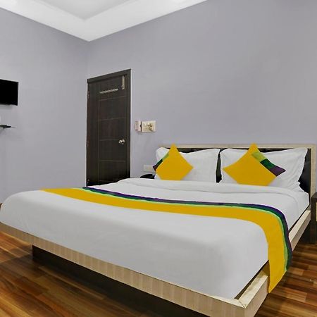 Treebo Trip Utsav Inn Indore Eksteriør bilde