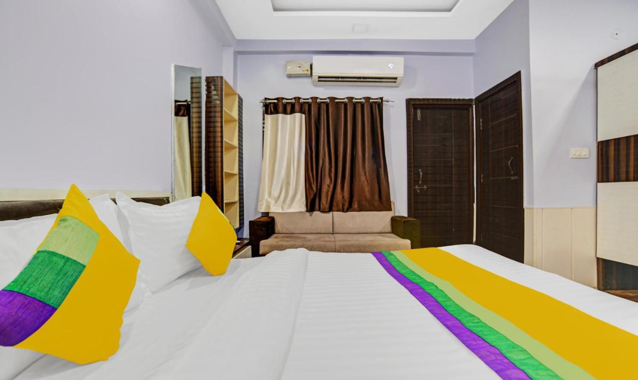 Treebo Trip Utsav Inn Indore Eksteriør bilde