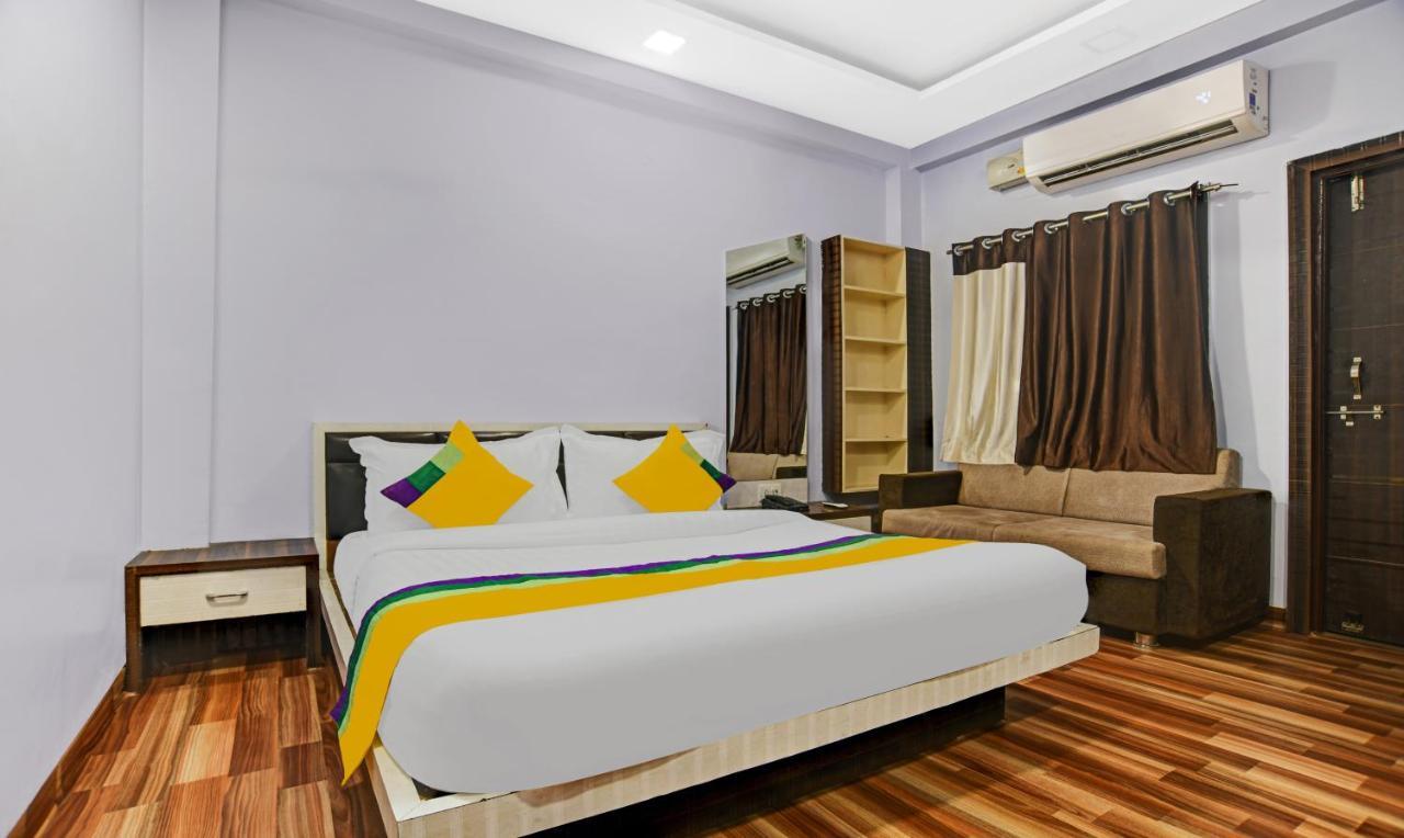 Treebo Trip Utsav Inn Indore Eksteriør bilde
