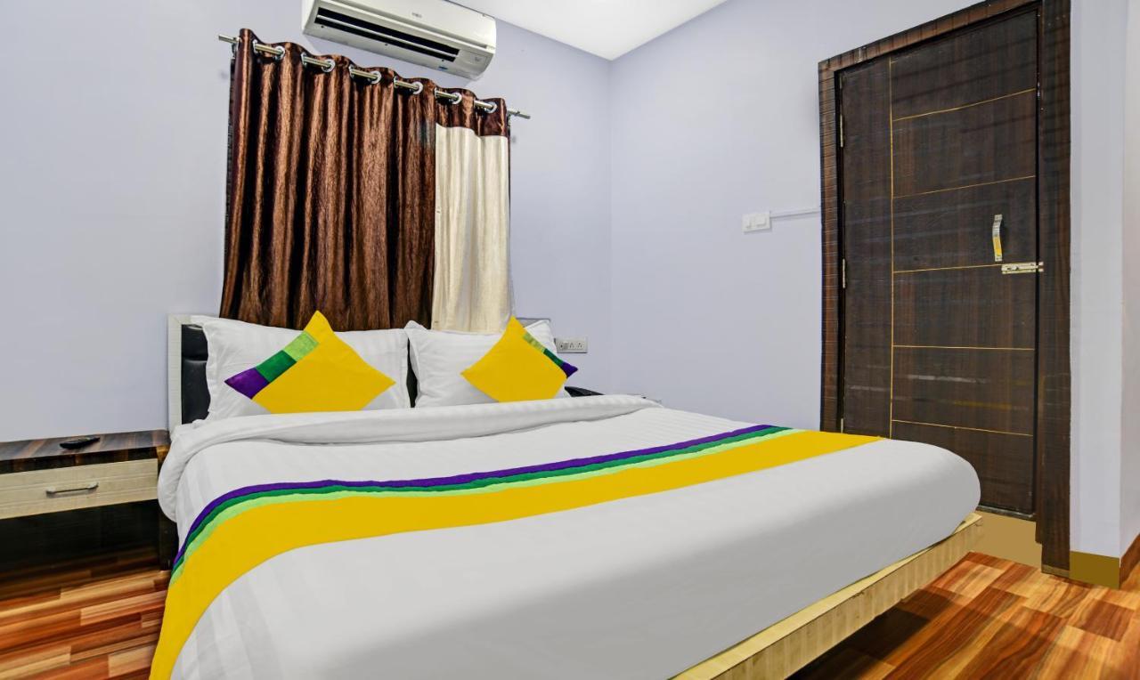 Treebo Trip Utsav Inn Indore Eksteriør bilde